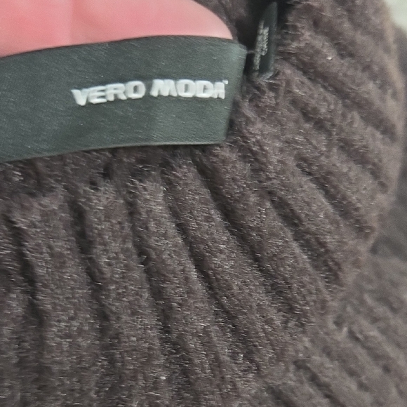 Vero Moda Brown Ribbed Turtleneck Sweater - Picture 3 of 7